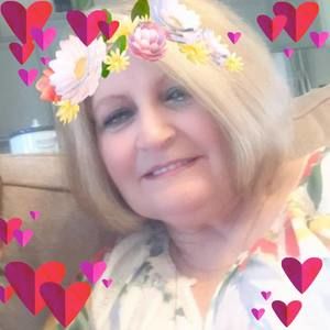 Meet your Posher, Becky